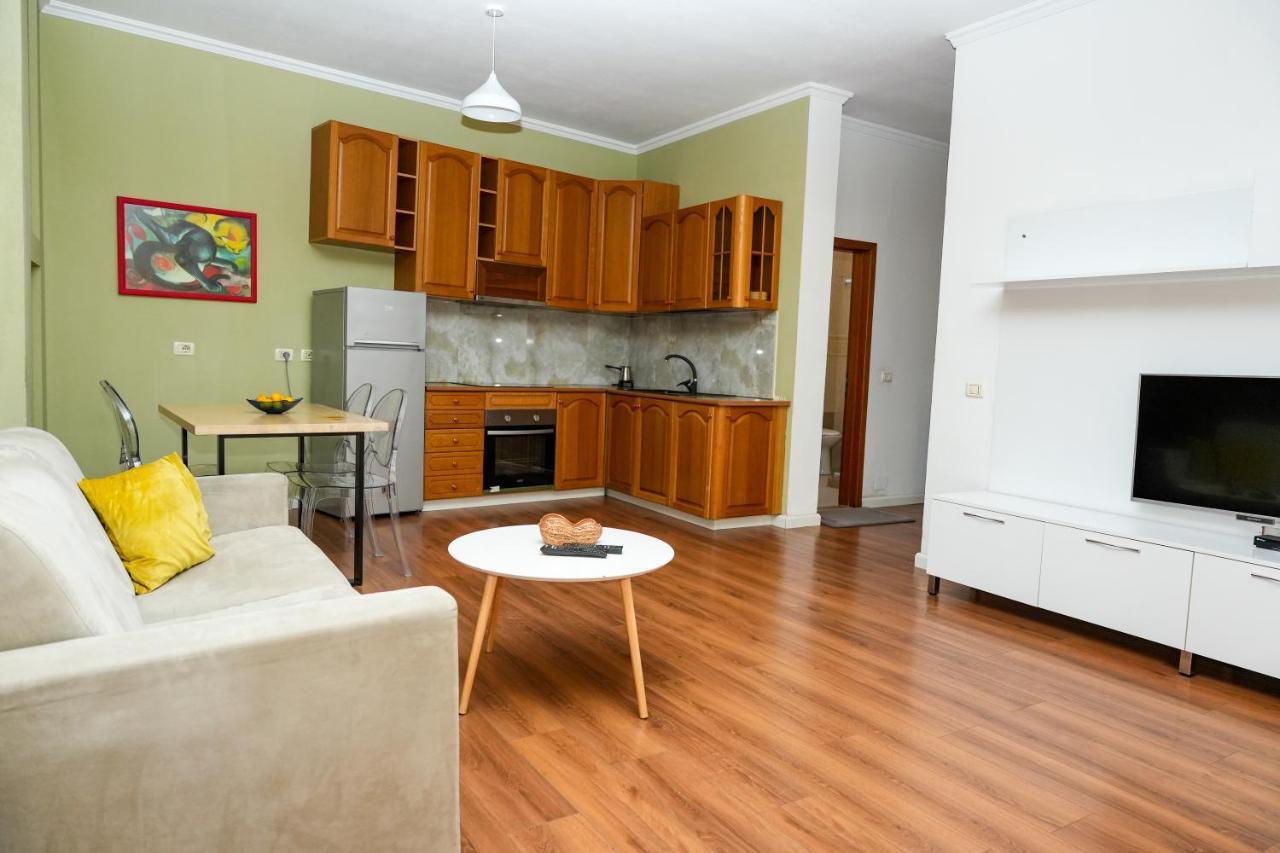 Cozy Apartment In The Heart Of Tirana ! Exteriér fotografie