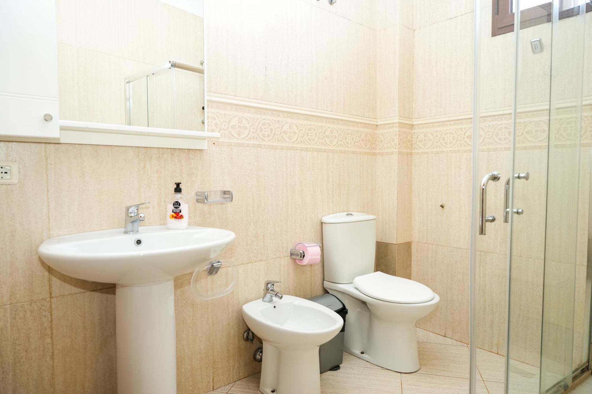 Cozy Apartment In The Heart Of Tirana ! Exteriér fotografie